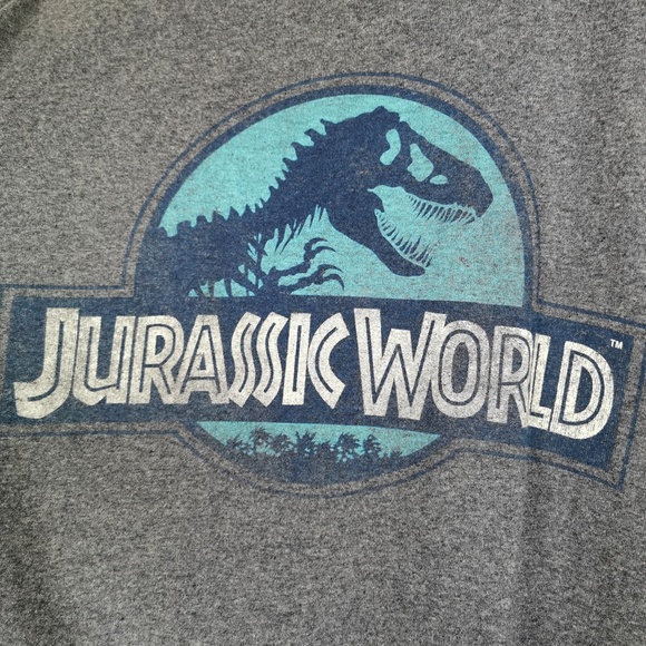 Jurassic Park and Jurassic World T-Shirt Bundle - Picture 3 of 6
